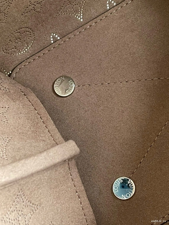 WIS LOUIS VUITTON BELLA 0226